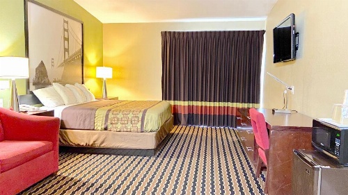Super 8 by Wyndham Battleboro/Rocky Mount image 11